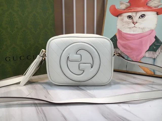Gucci GG Marmont Mini Shoulder Bag