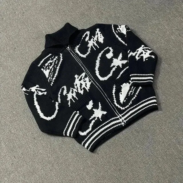 Off-White Zip-Up Knit Sweater Abstract Graphic Print