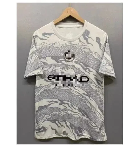 Graphic T-Shirt Wave Print
