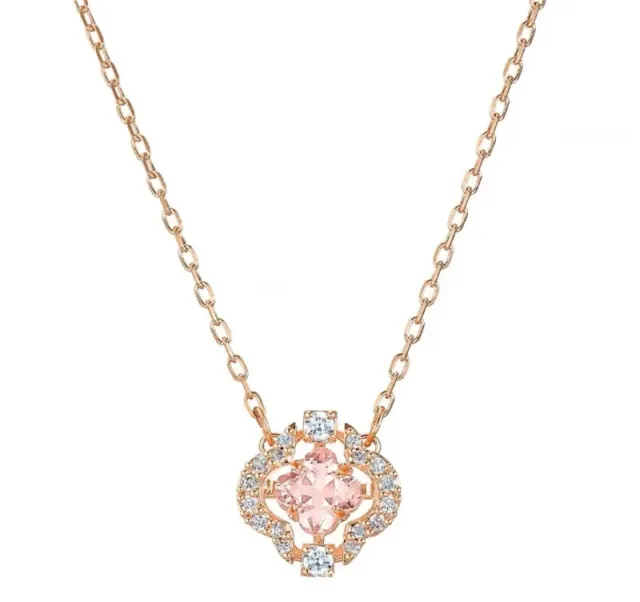 Smart four-leaf clover necklace