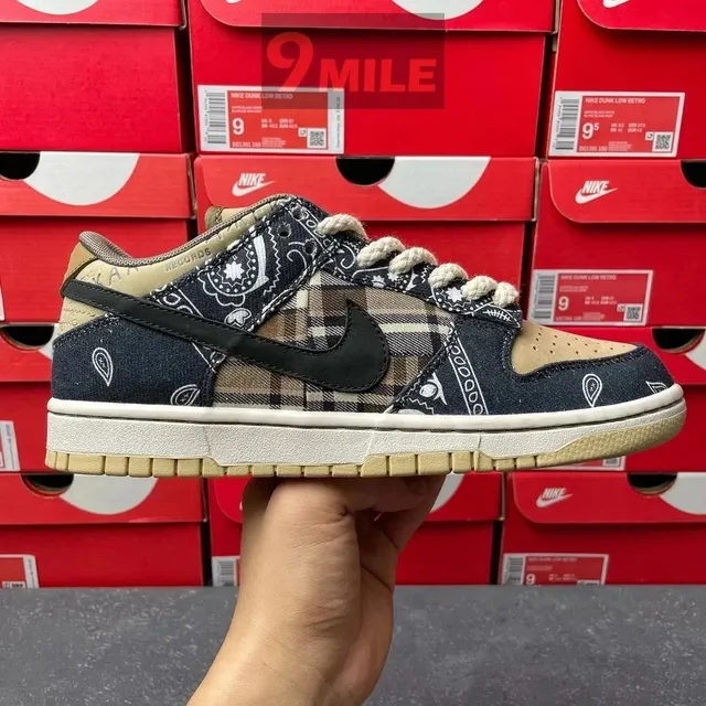 Nike Dunk Low Retro Bandana Plaid
