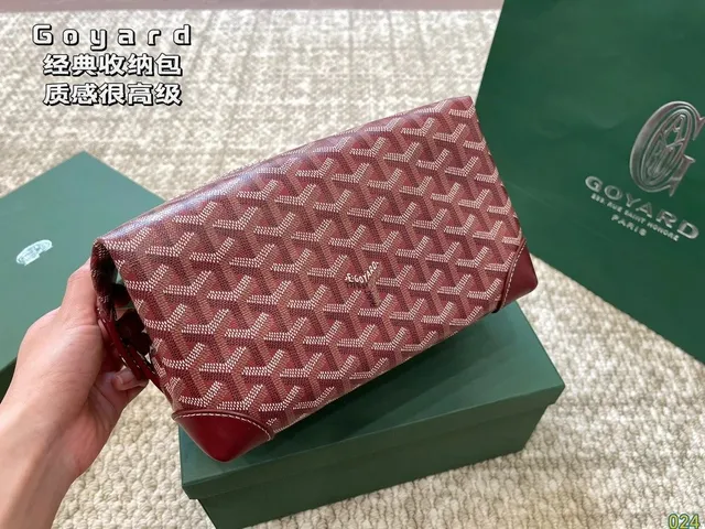 Goyard Saint Louis Classic Chevron