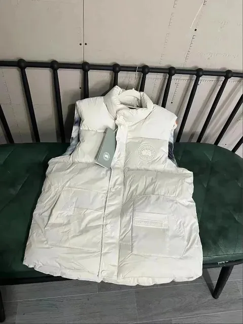 Canada Goose Puffer Vest Arctic White