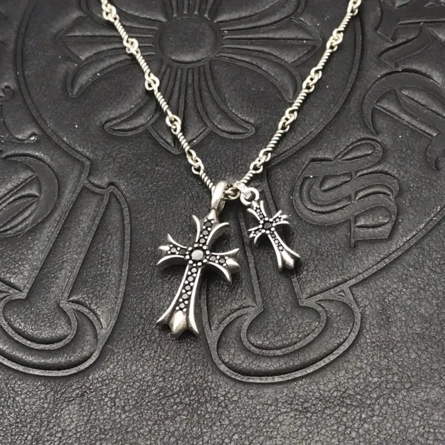 Dressed black diamond (with twist chain)