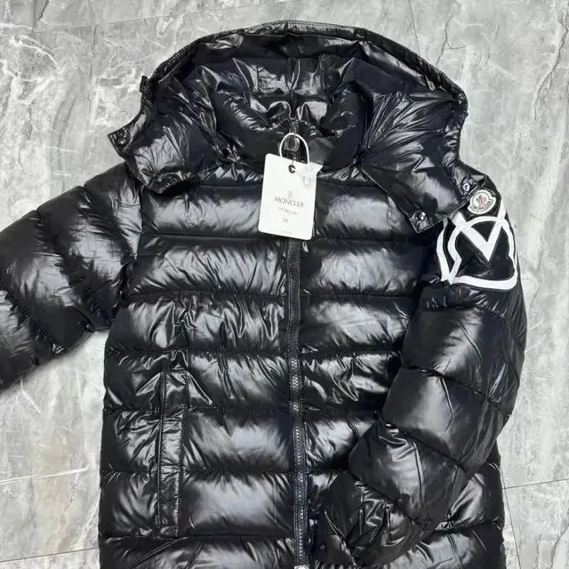 Moncler Down Jacket Glossy Quilted