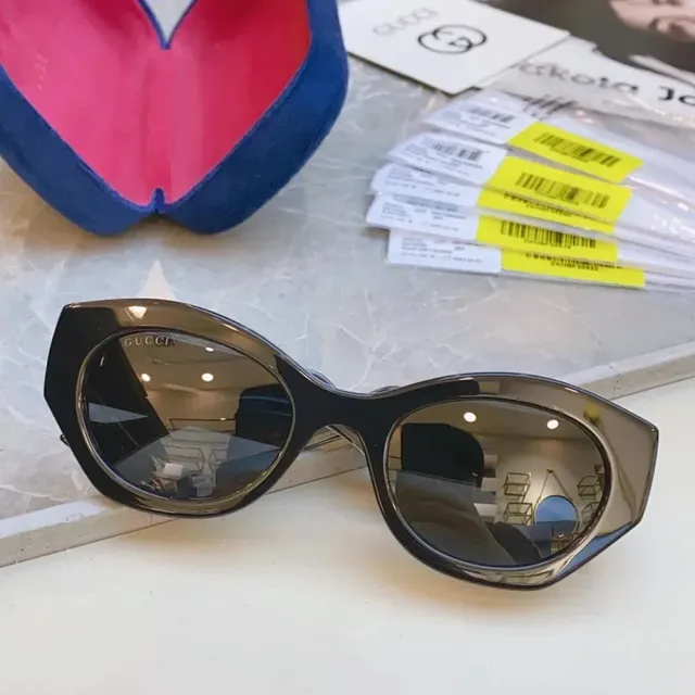 Gucci Sunglasses Oversized Cat-Eye