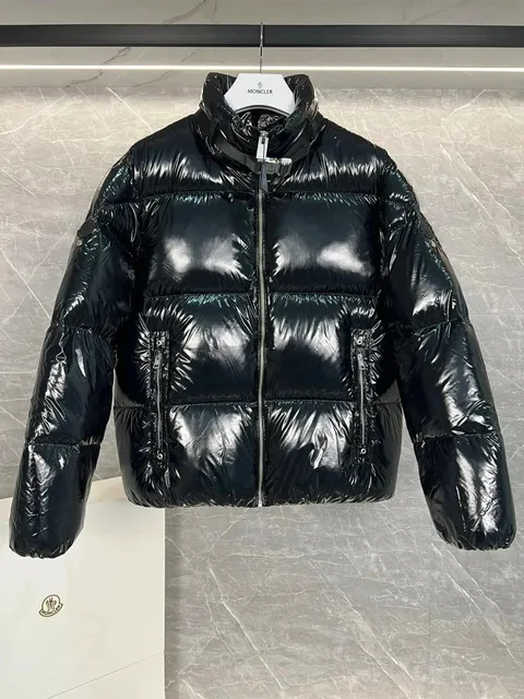 Moncler Short Puffer Jacket Glossy Nylon