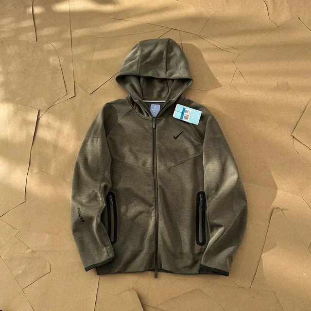 Nike Olive