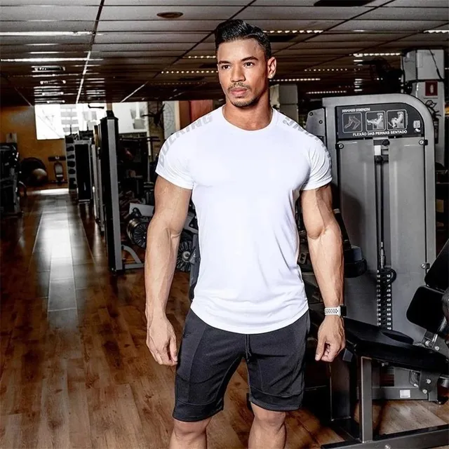 Short-Sleeve T-Shirt Muscle Fit