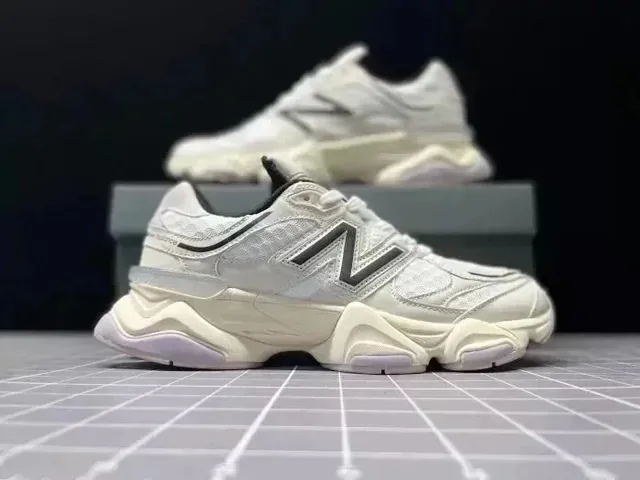 New Balance 2002R Cloud White