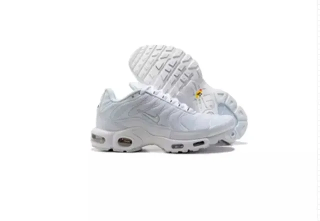 Nike Air Max Plus Triple White