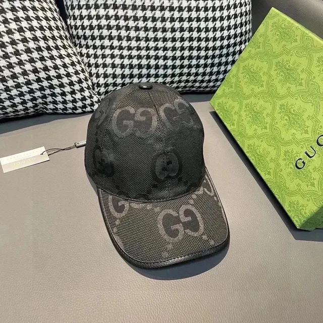 Gucci GG Logo Cap Monogram Mesh