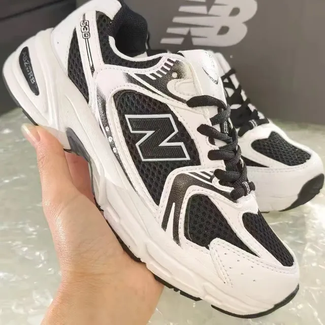 New Balance 530 Classic Black/White