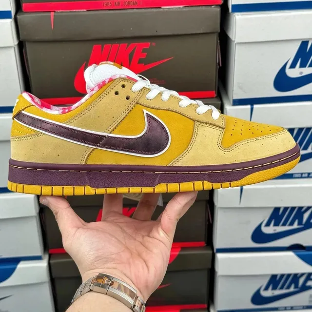 Nike Dunk Low Wheat and Burgundy