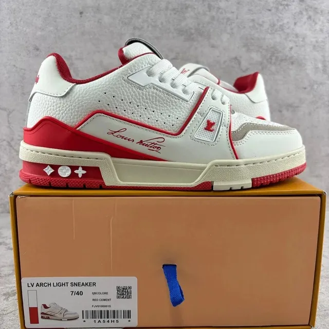 Louis Vuitton LV Arch Light Sneaker