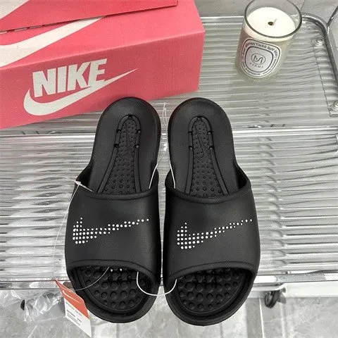 Nike Benassi JDI Black/White