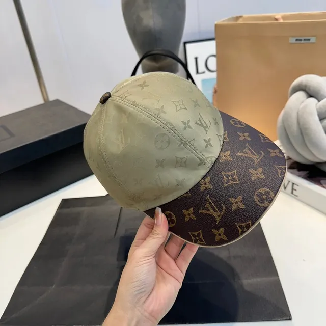 Louis Vuitton Baseball Cap Monogram Canvas