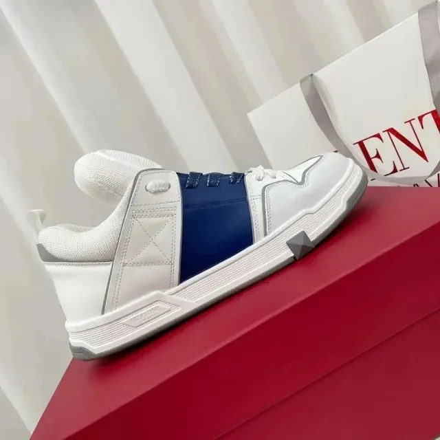Valentino Rockstud Runner White Navy Panel
