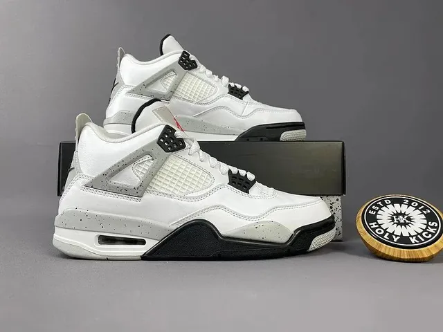 Air Jordan 4 White Cement