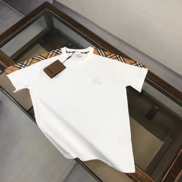 Burberry Logo T-Shirt Equestrian Knight Print