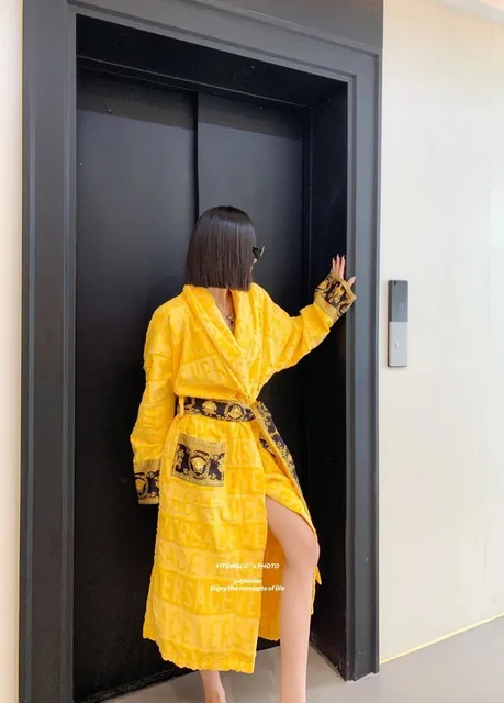 Versace Robe Baroque Print