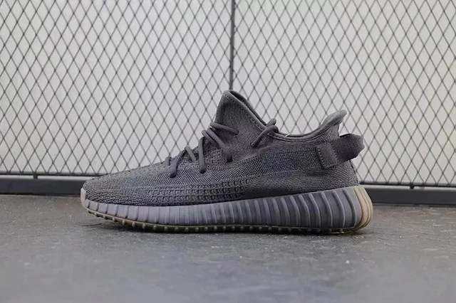 Yeezy Boost 350 V2 Cinder Reflective Grey