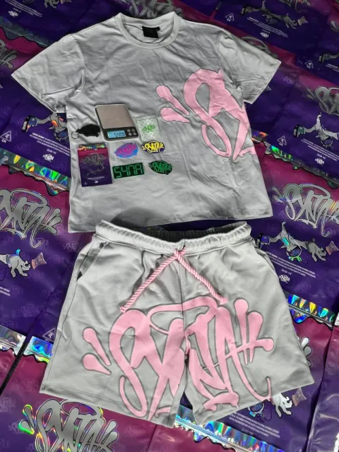 Syna World Graffiti Logo Set Pink Outline