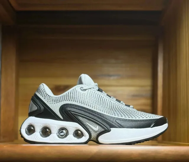 Nike Air Max TN Triple Grey