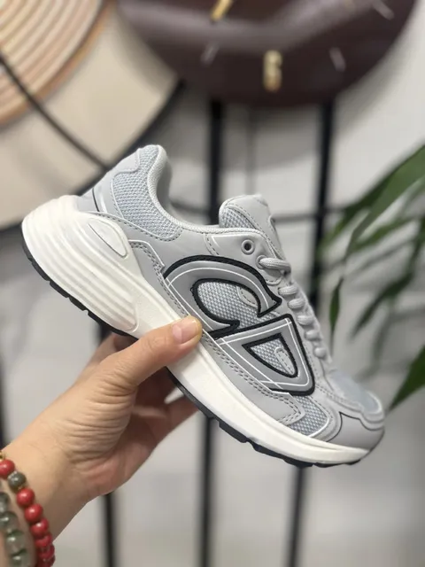 Balenciaga Triple S