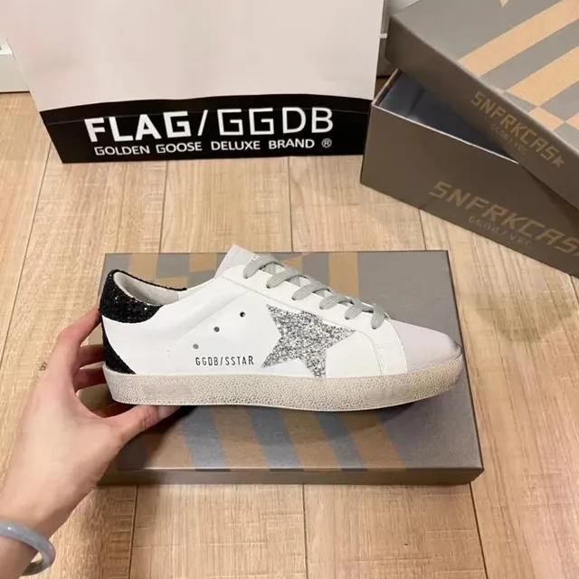 Golden Goose Superstar Glitter Star