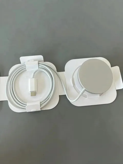 Apple MagSafe Charger with USB-C Cable White