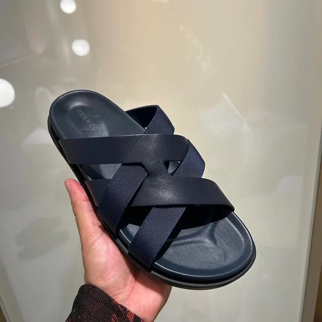 Hermès Oran Sandal Cross-Strap