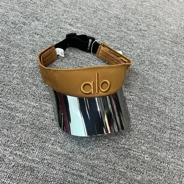 Alo Yoga Visor Metallic Shield