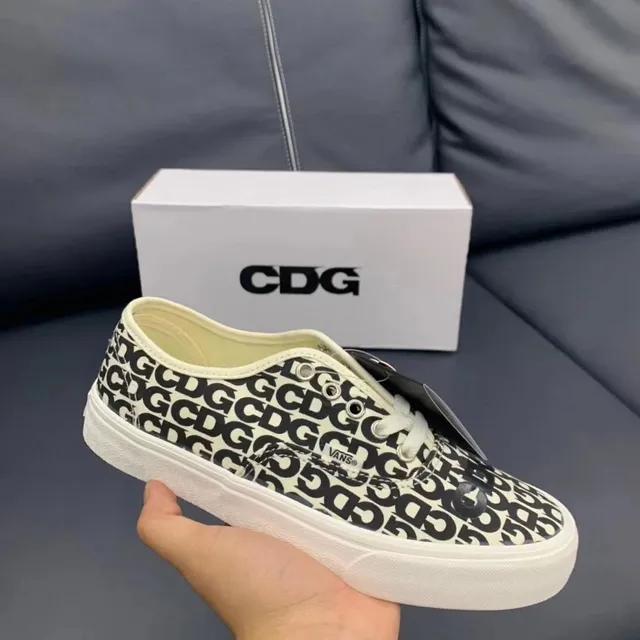 Vans × Comme des Garçons Era CDG Logo Print