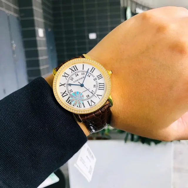 Santos de Cartier Diamond Bezel