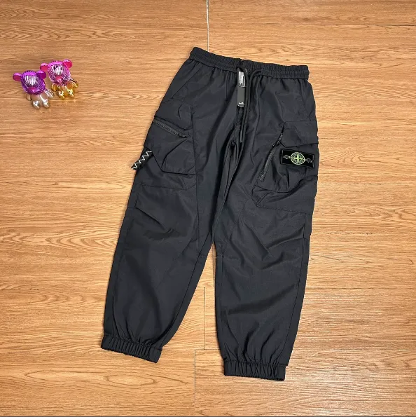 Stone Island Cargo Joggers Black