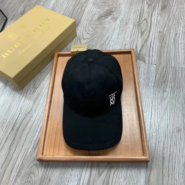 Burberry Baseball Cap Monogram Logo