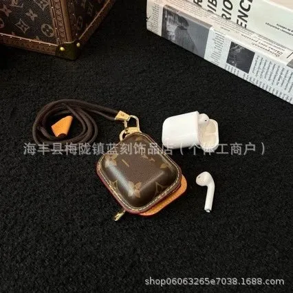 Louis Vuitton AirPods Case Monogram Canvas