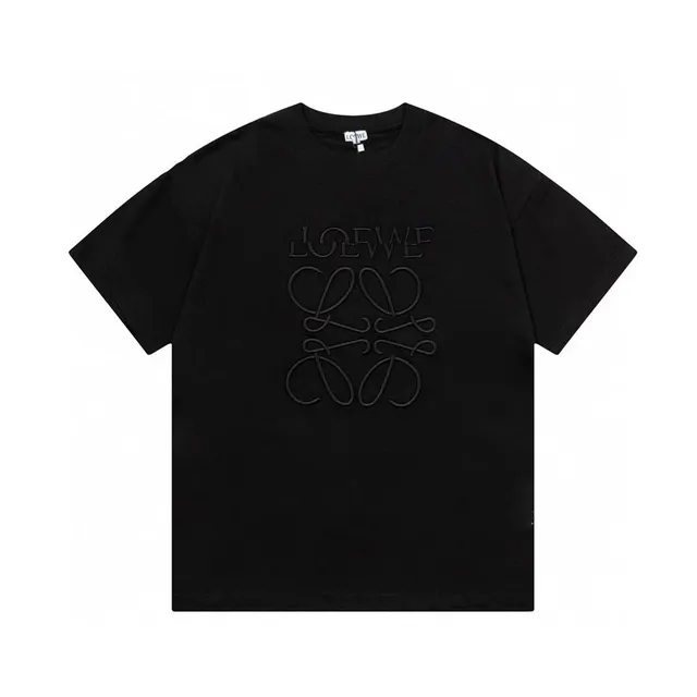 04黑色