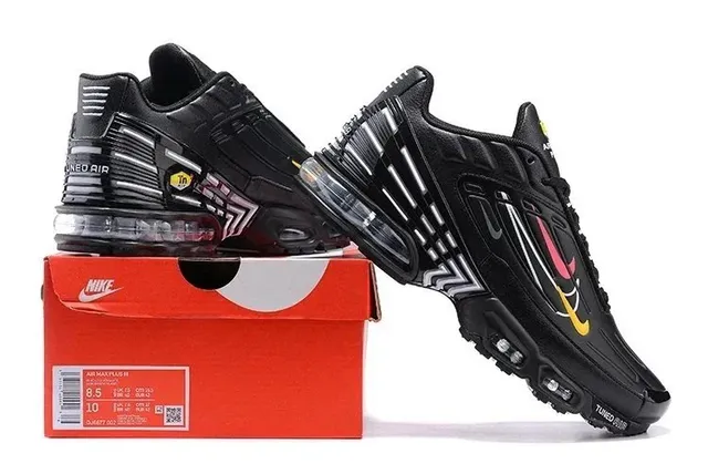 Nike Air Max Plus Black Volt
