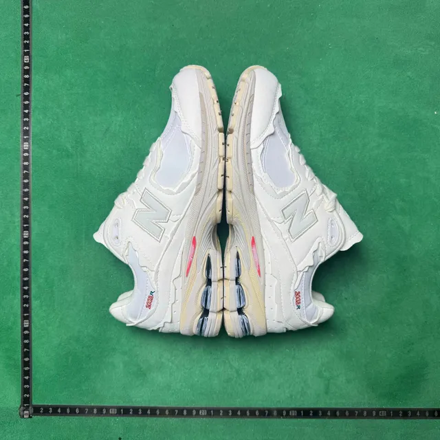 New Balance 2002R Triple White