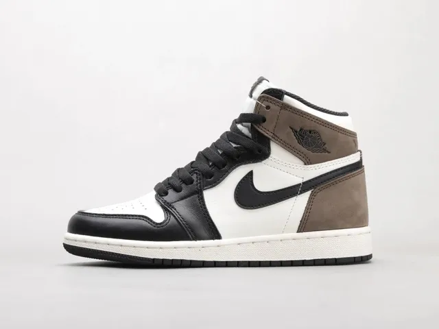 Travis Scott Air Jordan 1 High Mocha