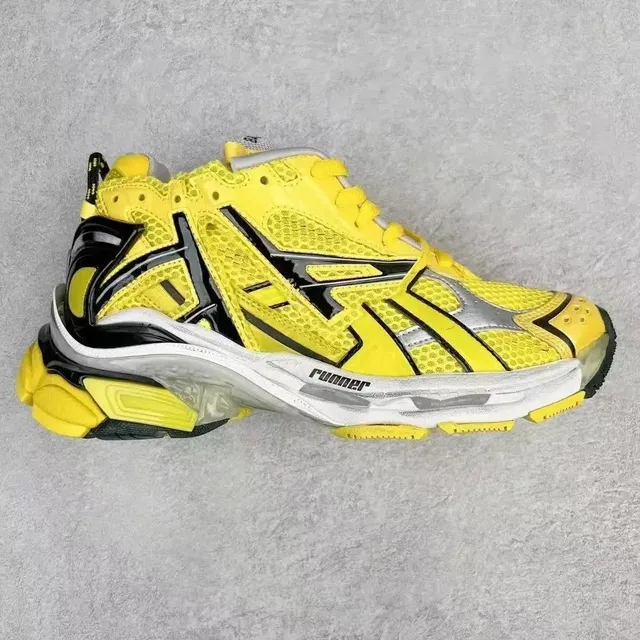 Balenciaga Speed Trainer Volt