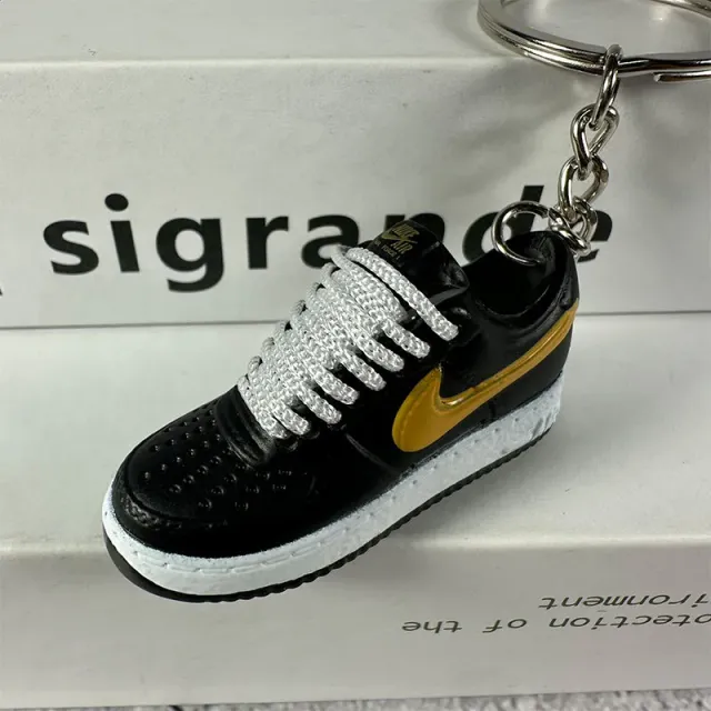 27.af1gd black and white