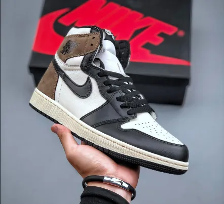 Air Jordan 1 High Retro High OG