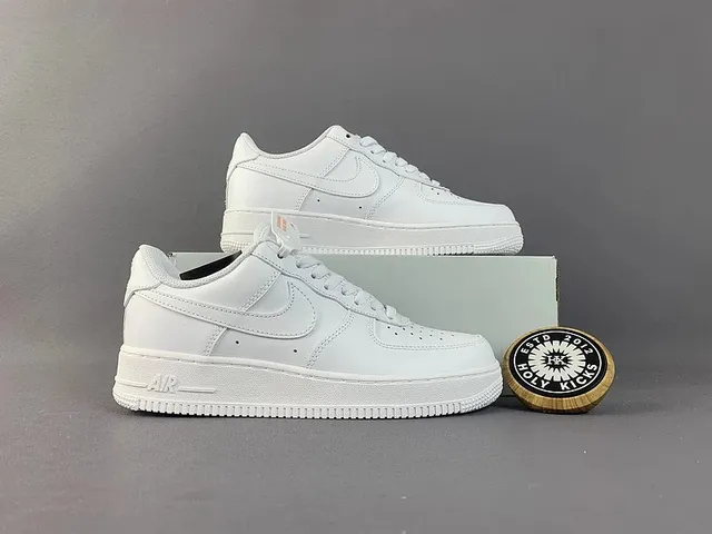 Nike Air Force 1 Low Triple White