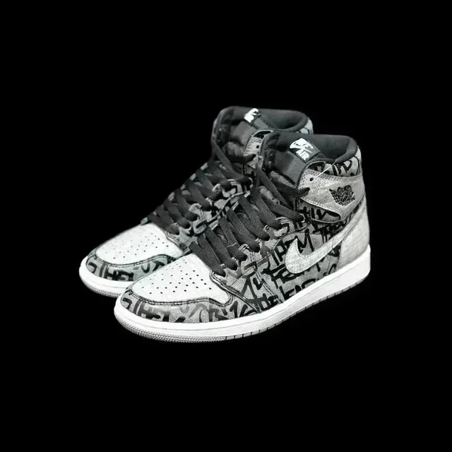 Air Jordan 1 High Graffiti