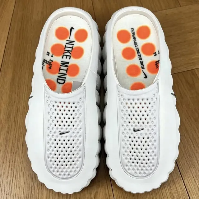 Nike Mind White Orange