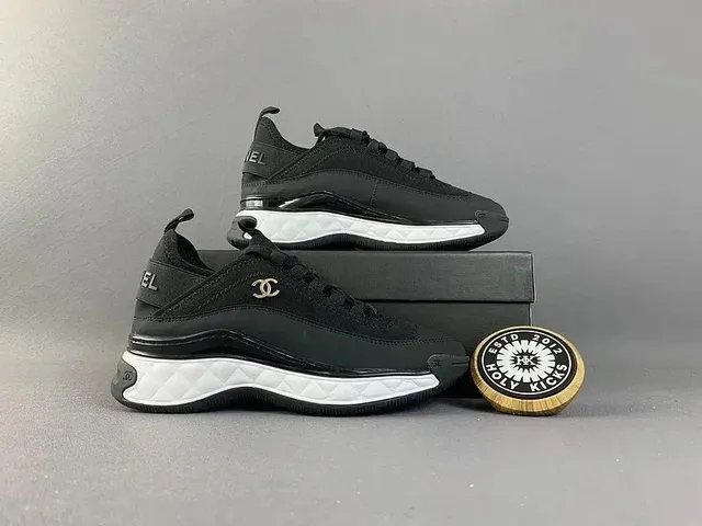 Chanel sneakers Quilted Sole