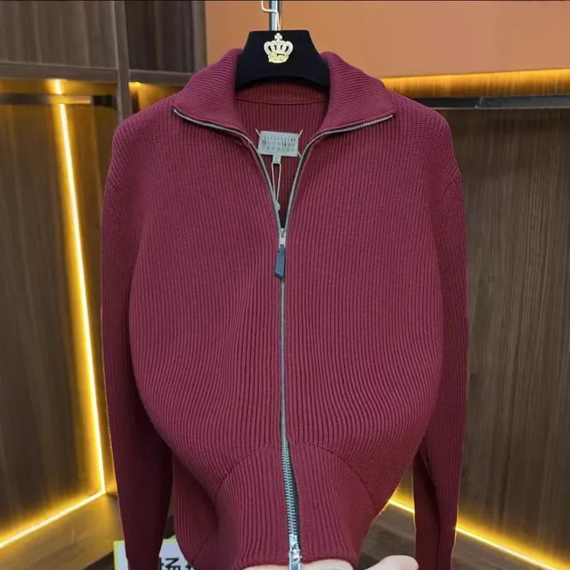 01k wine red 01k